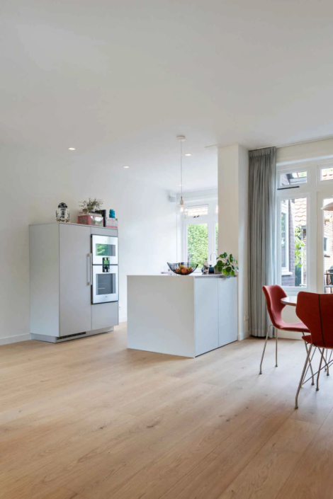 Minimalistische keuken in Vught, Noord-Brabant | Poggenpohl Den Bosch
